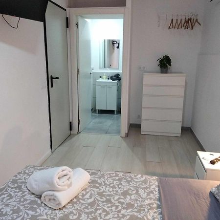 Hostal Urban Basic 略夫雷加特河畔奥斯皮塔莱特 客房 照片