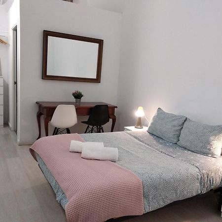 Hostal Urban Basic 略夫雷加特河畔奥斯皮塔莱特 外观 照片