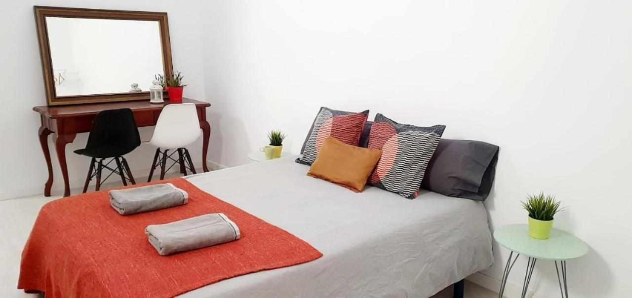 Hostal Urban Basic 略夫雷加特河畔奥斯皮塔莱特 外观 照片
